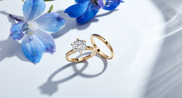 Small wedding shop bands