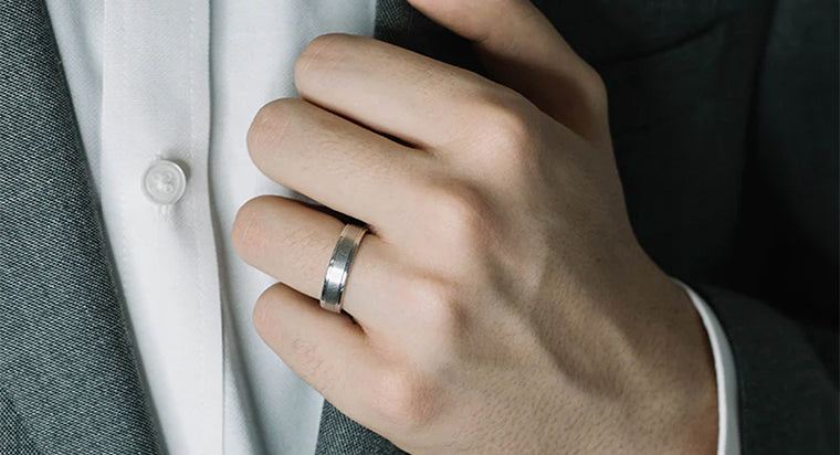 What To Do If Your Engagement Ring Is Too Big Or Uncomfortable 