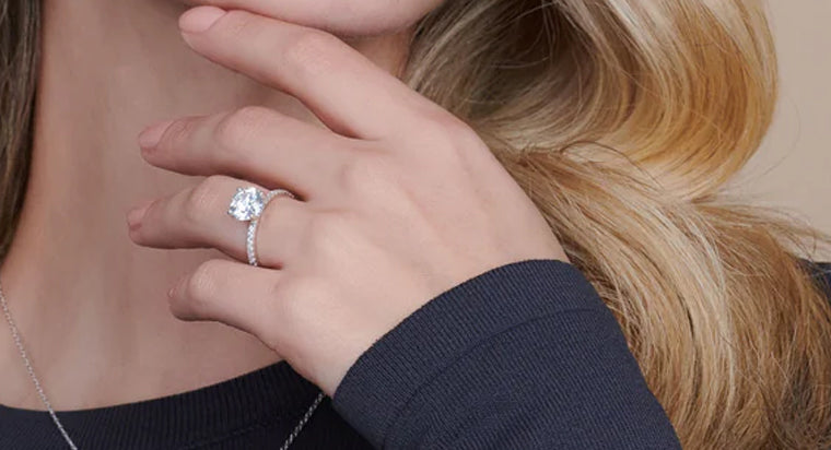 A Detailed Guide to Hidden Halo Engagement Rings | With Clarity