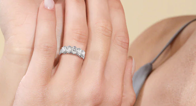 5 Things to Consider While Renewing Wedding Vows with a Wedding Ring