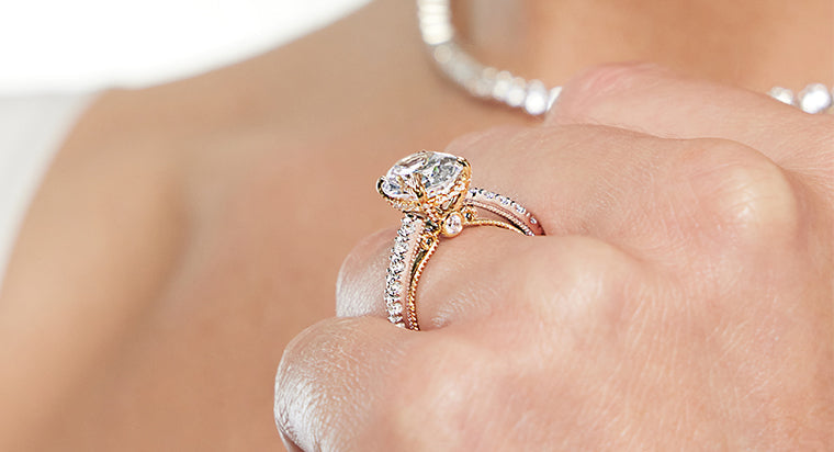 5 Ways to Personalize Your Engagement Ring