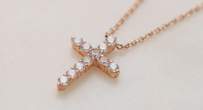 5 Powerful Symbols You Can Wear Through Fine Jewelry