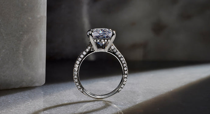 Buying Guide for Halo Diamond Engagement Rings