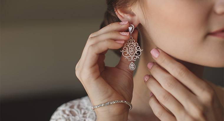 Guide to Chandelier Earrings