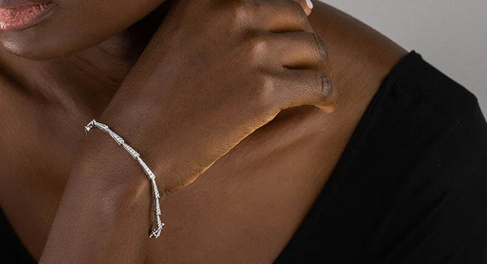 Amazon.com: JP_Beads Herkimer Diamond Bracelet, Gemstones and Silver  PlatedBeaded Skinny Friendship Bracelet, Quartz Points : Clothing, Shoes &  Jewelry