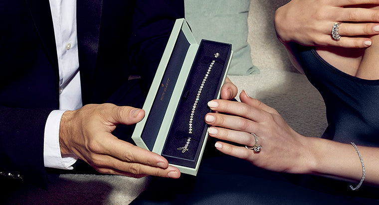 Sparkling Ideas on a Budget: Jewelry Gift Ideas for Every Price Point