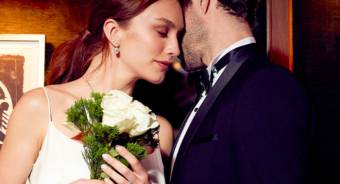 How to Choose Earrings Based on Your Bridal Hairstyle
