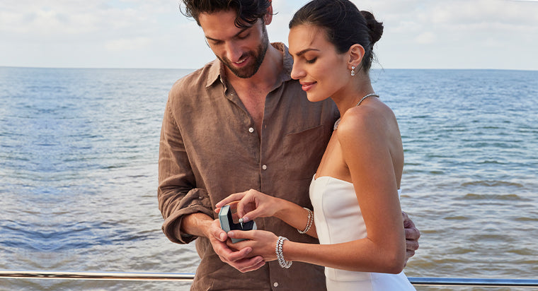 How to Involve Your Partner in the Custom Engagement Ring Design Process