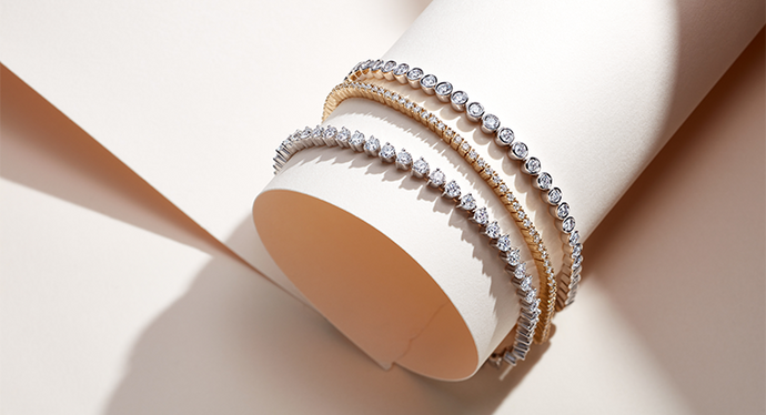 Lab Diamond Bracelets: The Perfect Gift for Your Loved One
