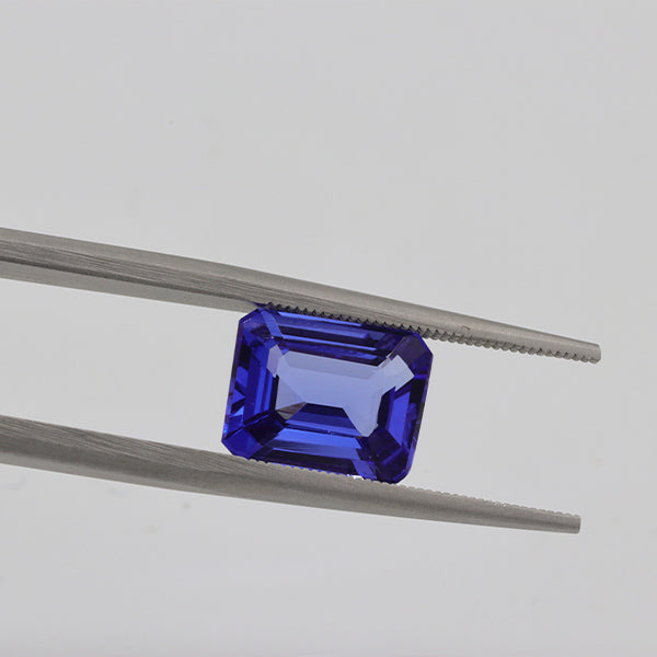 Natural vs. Synthetic Tanzanite