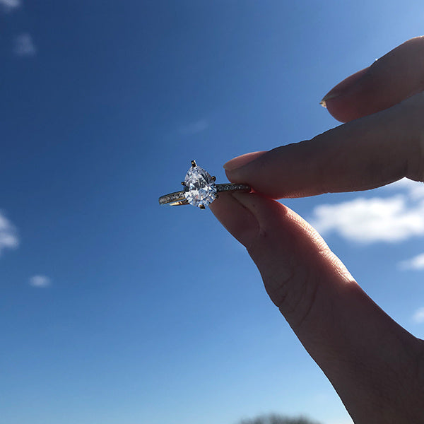 Our Favorite Pear Ring Styles for 2022