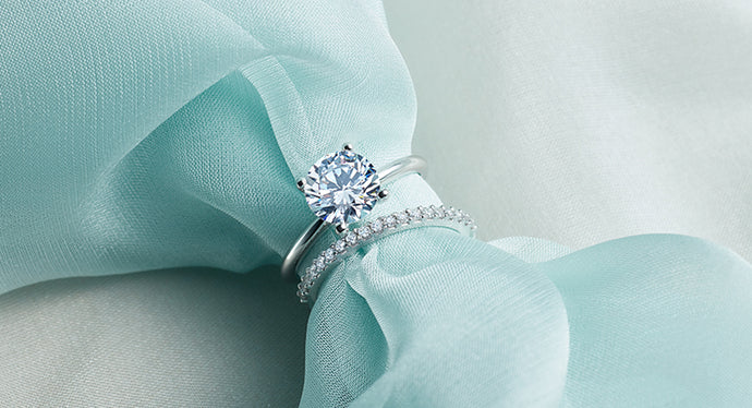 10 Wedding Bands that Blend Beautifully with Your Engagement Ring Style