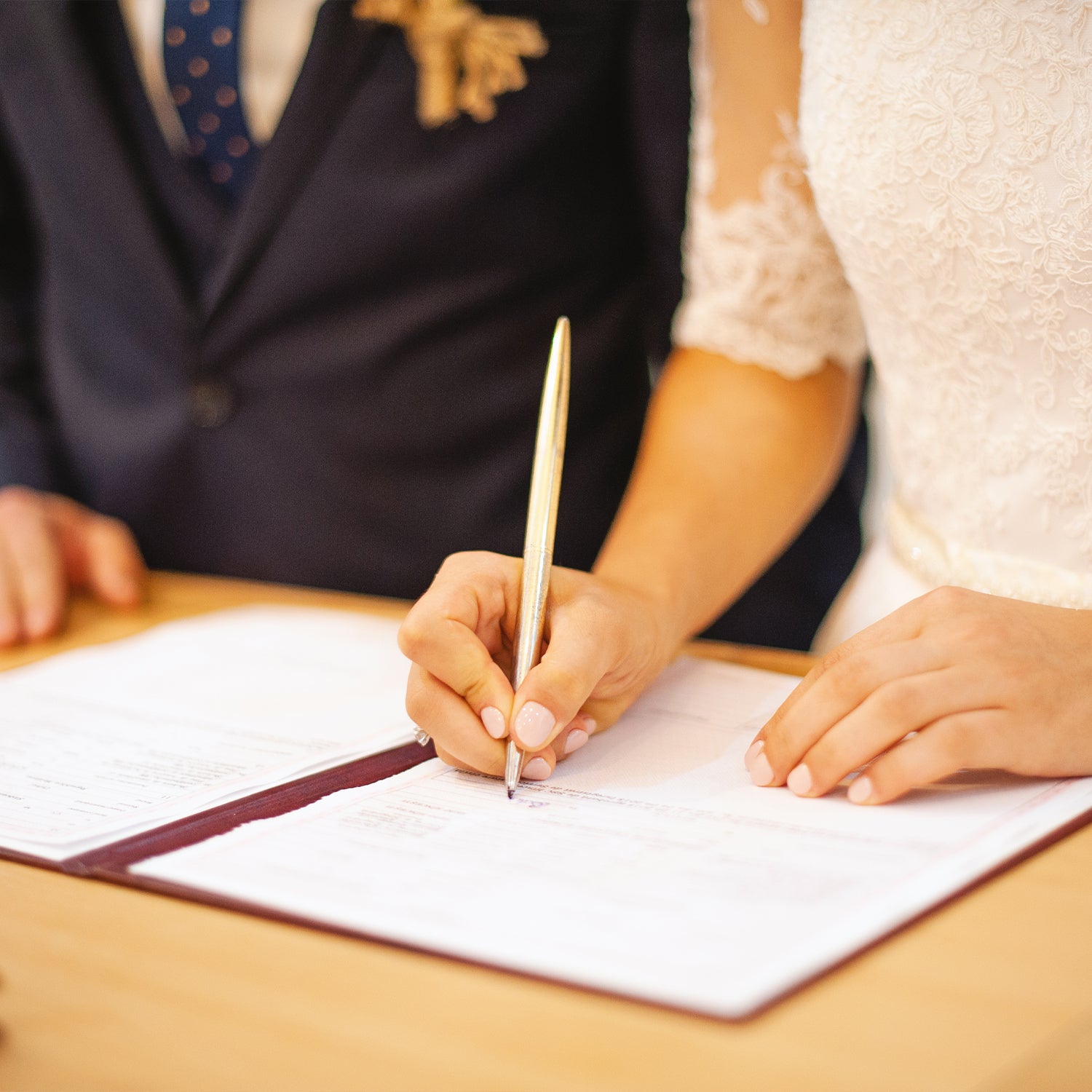 The Best Guide to Marriage Certificates and Licenses