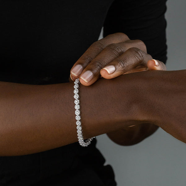 Most Gorgeous Jewelry Designs for Your Little Black Dress