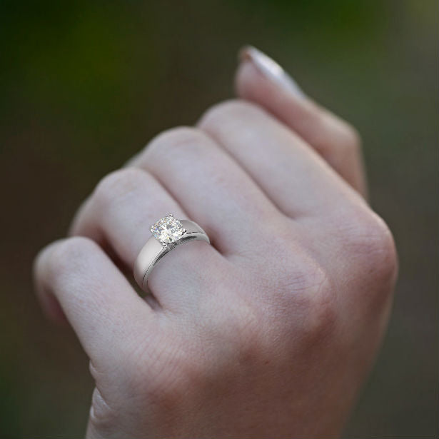 What Makes a Ring a Wide Band Engagement Ring, and Is One Right for You?