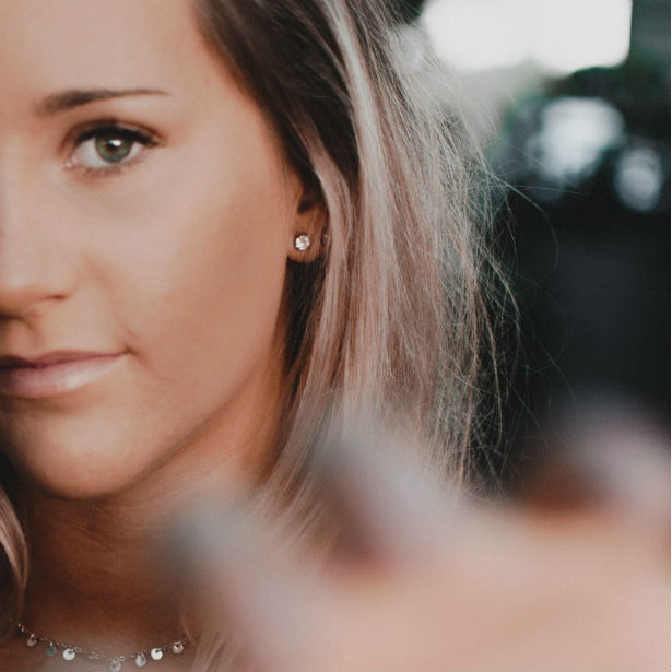 Your Ultimate Guide to Shopping for Diamond Earrings