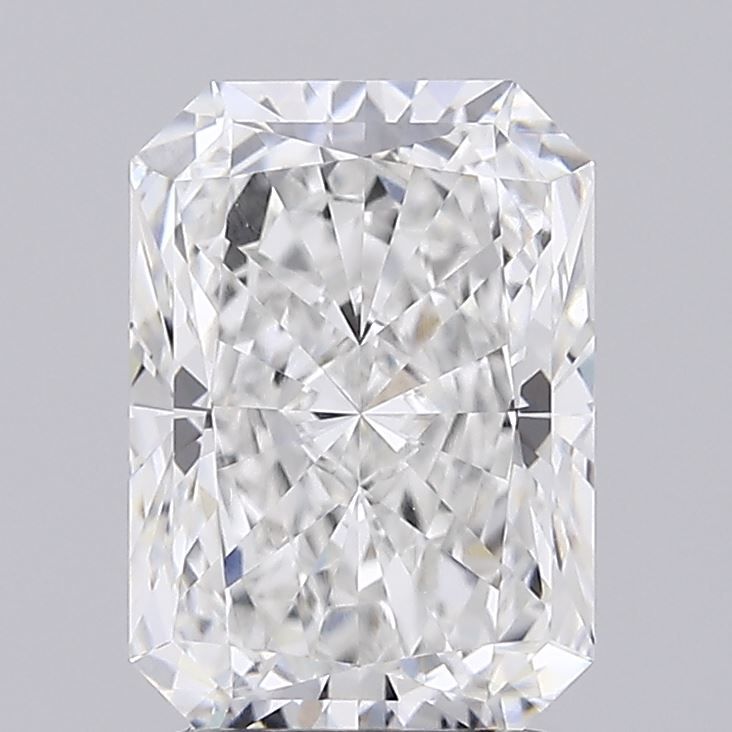 2.26 Carat Radiant Lab Diamond with  Cut Diamond in 14KT  view 1
