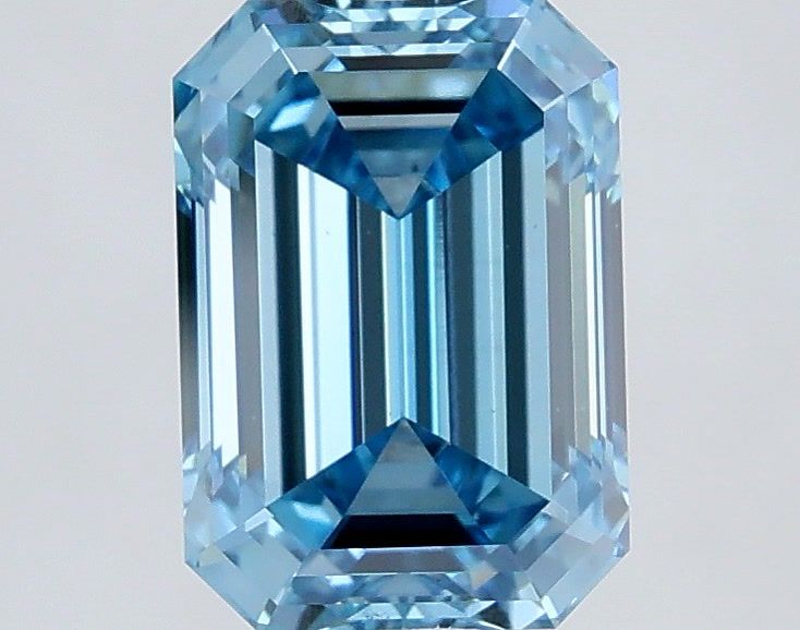 2.0 Carat Emerald Lab Diamond with  Cut Diamond in 14KT  view 1
