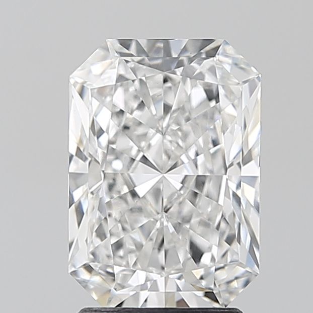2.51 Carat Radiant Lab Diamond with  Cut Diamond in 14KT  view 1
