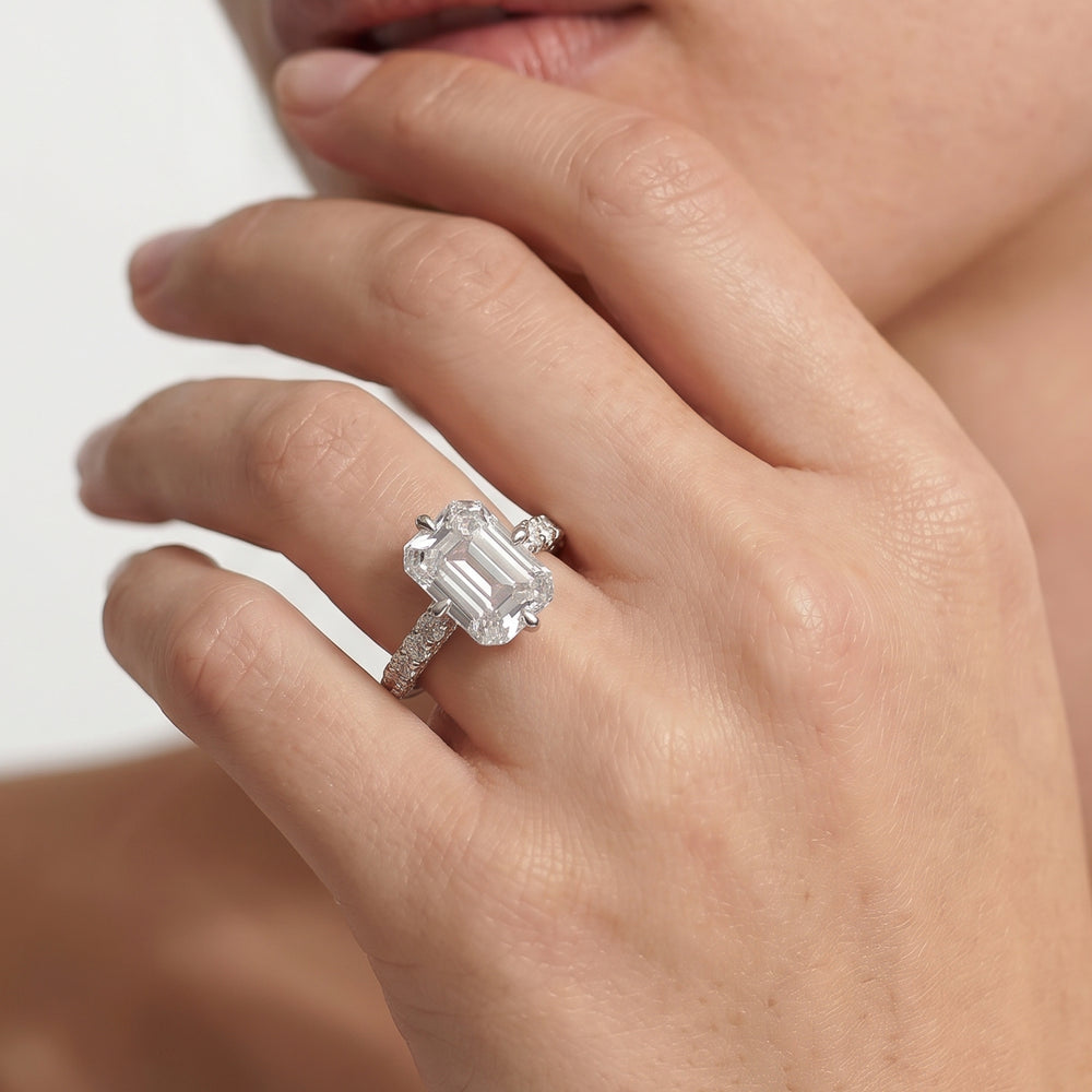 Oval Cut The Fifth Avenue Ring (E+ VVS+) with Lab Grown Diamond in 14KT Yellow Gold view 2
