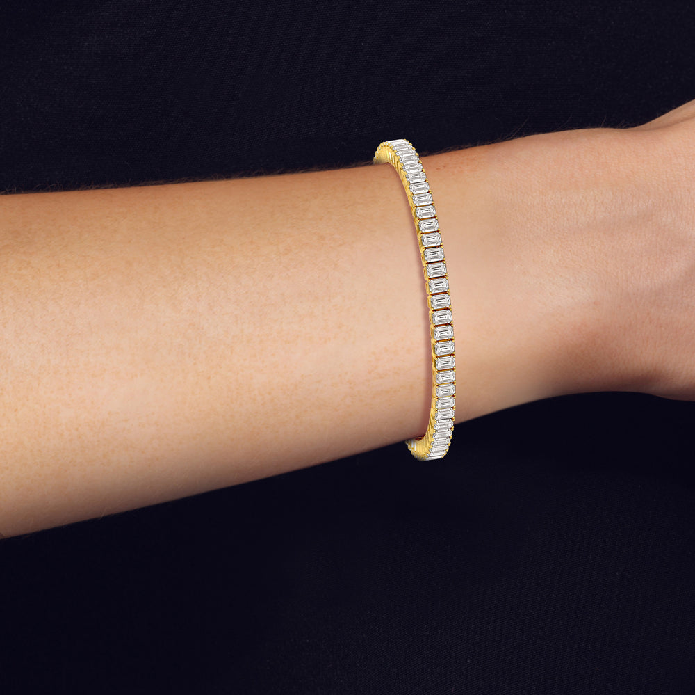 Emerald Tennis Bracelet with 7 Cut Diamond in 14KT Yellow Gold view 3
