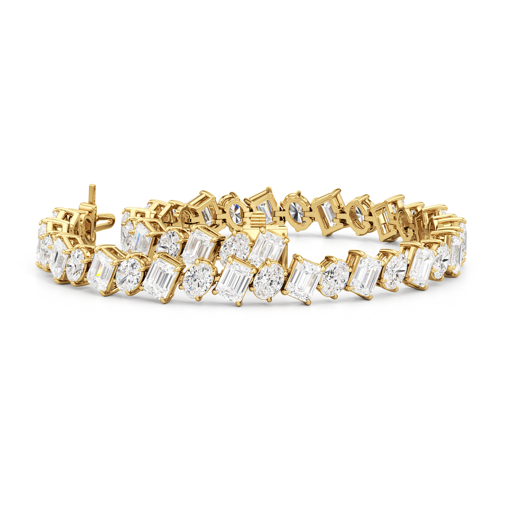 Oval and Emerald Herringbone Tennis Bracelet with 13 Cut Diamond in 14KT Yellow Gold view 3
