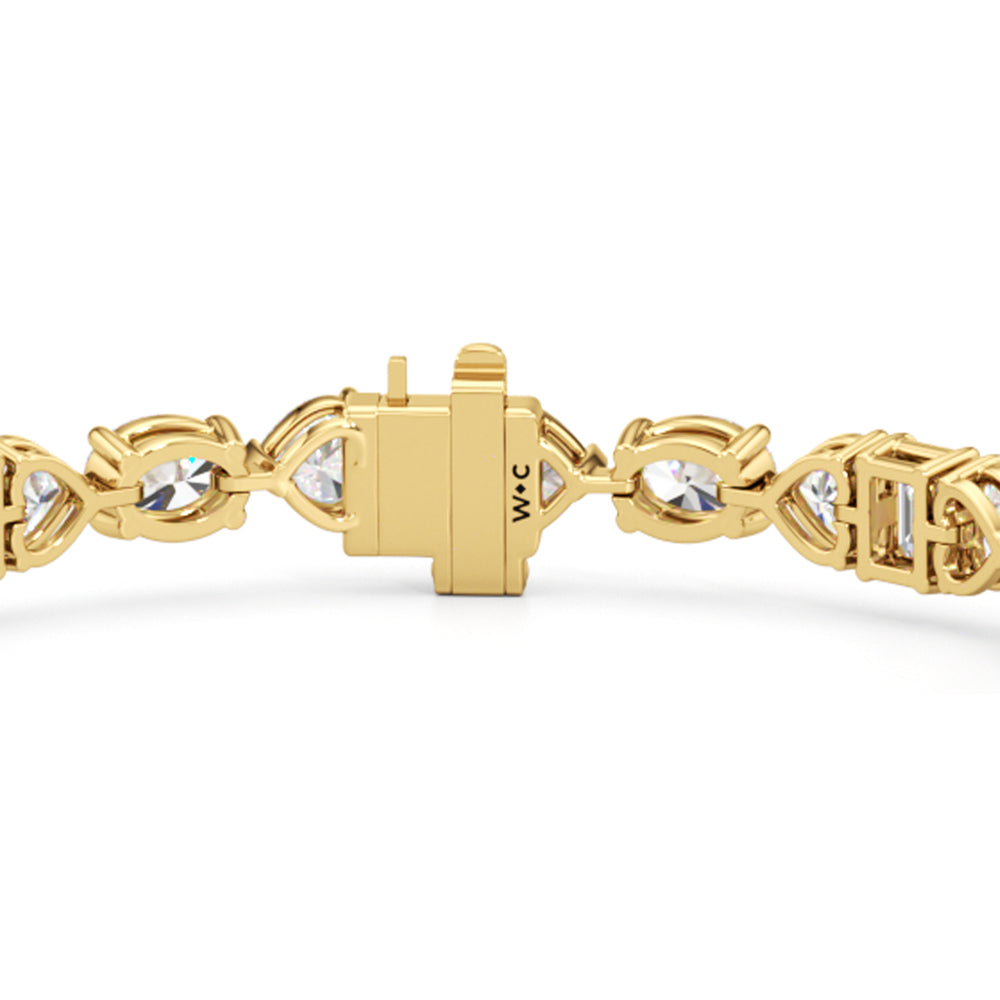 Hearts and Emerald Linear Tennis Bracelet with Lab Cut Diamond in 14KT Yellow Gold view 5
