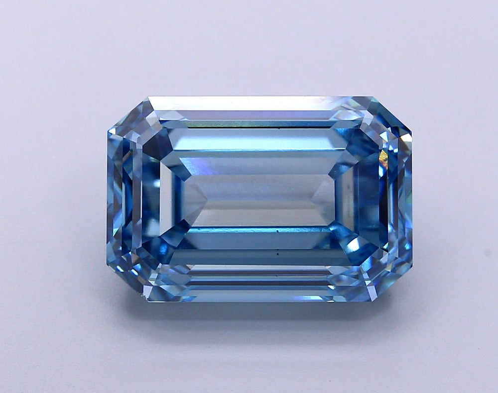 8.5 Carat Emerald Lab Diamond with  Cut Diamond in 14KT  view 1
