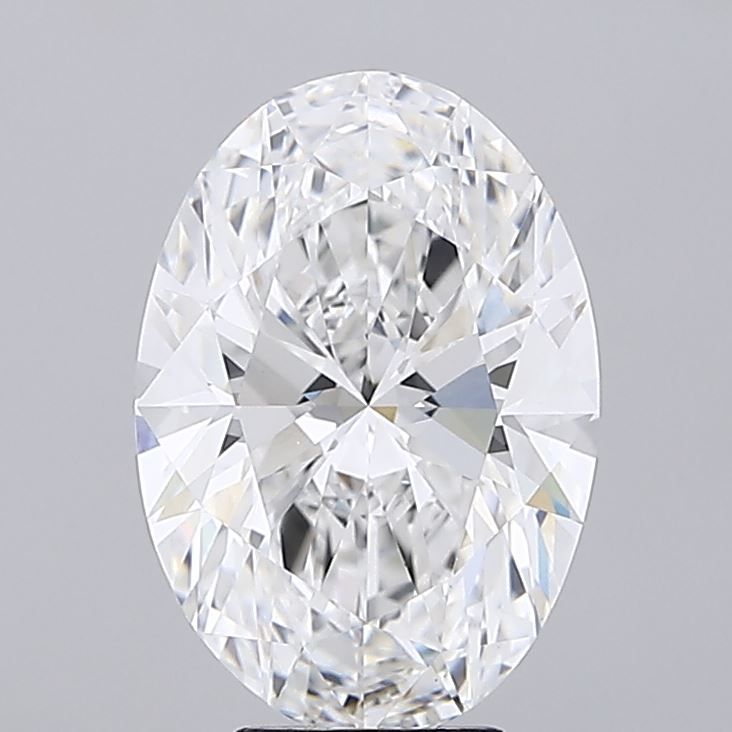 7.52 Carat Round Lab Diamond with  Cut Diamond in 14KT  view 1
