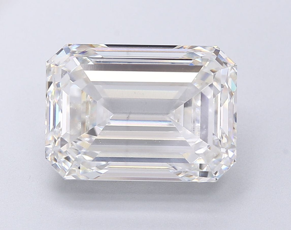 8.0 Carat Emerald Lab Diamond with  Cut Diamond in 14KT  view 1
