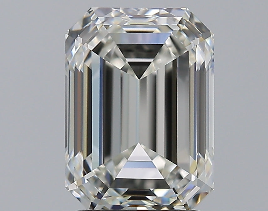 2.85 Carat Emerald Natural Diamond with  Cut Diamond in 14KT  view 1
