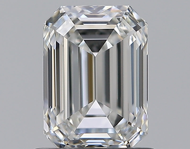 0.9 Carat Emerald Natural Diamond with  Cut Diamond in 14KT  view 1
