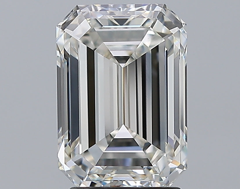 3.0 Carat Emerald Natural Diamond with  Cut Diamond in 14KT  view 1

