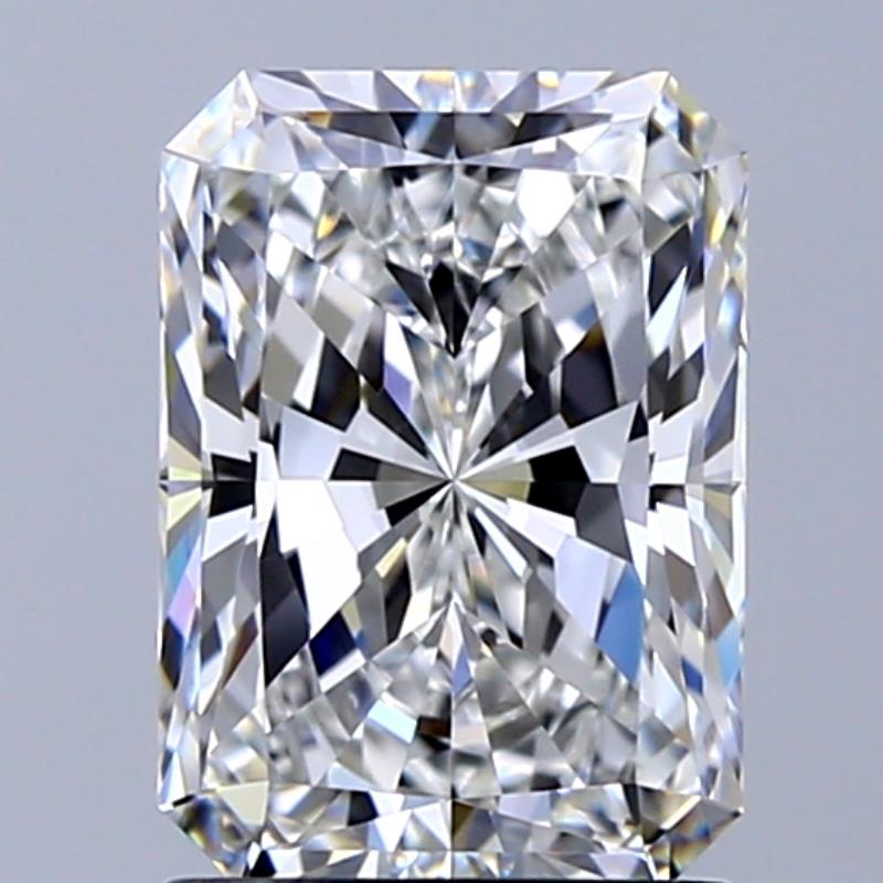 1.7 Carat Radiant Natural Diamond with  Cut Diamond in 14KT  view 1

