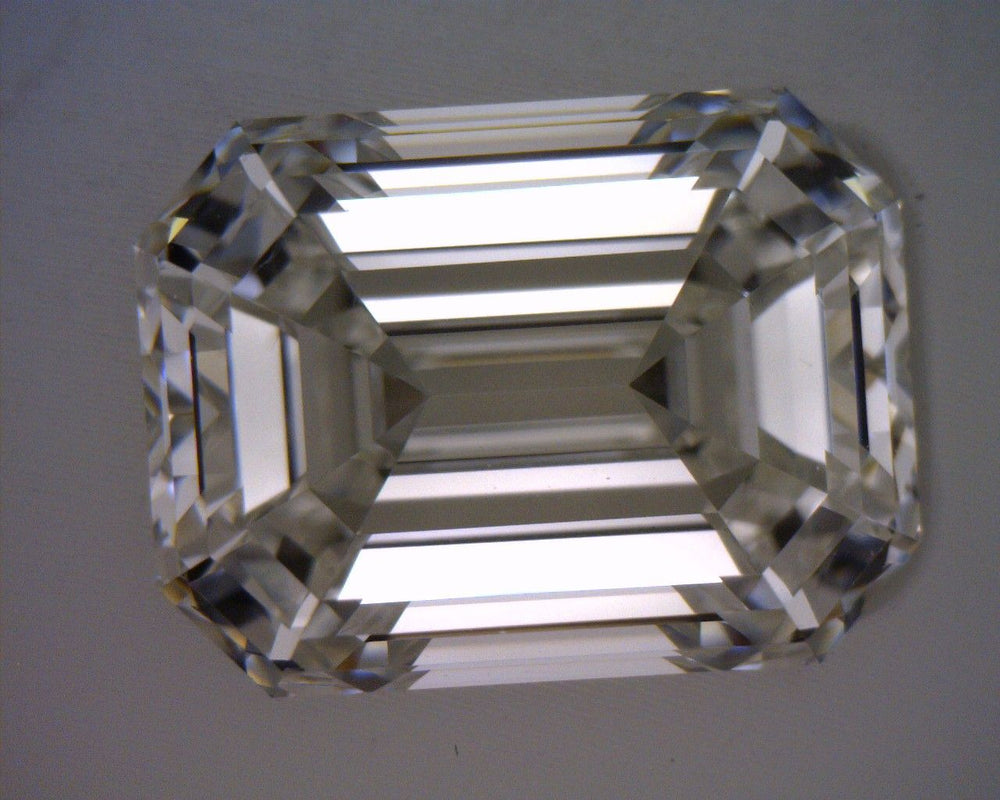 3.01 Carat Emerald Natural Diamond with  Cut Diamond in 14KT  view 1
