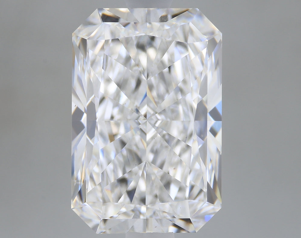 2.51 Carat Radiant Lab Diamond with  Cut Diamond in 14KT  view 1

