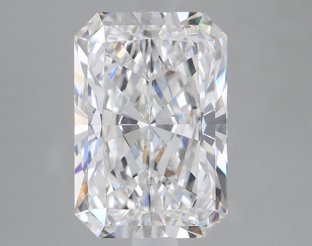 2.61 Carat Radiant Lab Diamond with  Cut Diamond in 14KT  view 1
