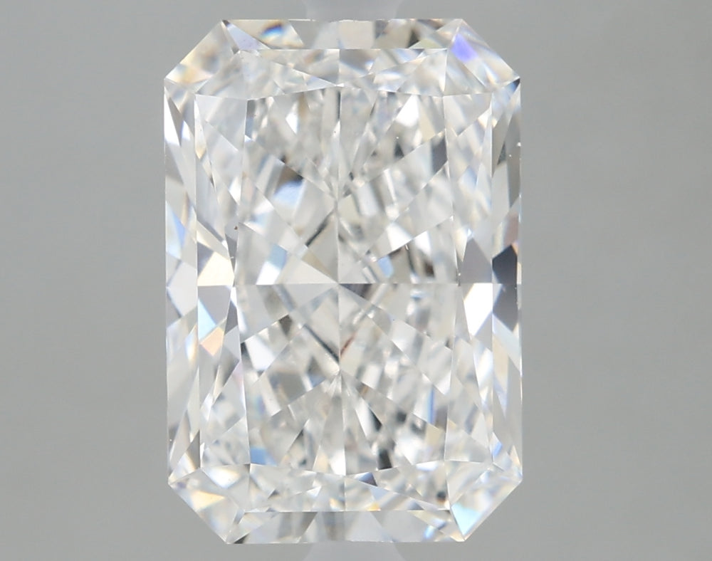 2.61 Carat Radiant Lab Diamond with  Cut Diamond in 14KT  view 1

