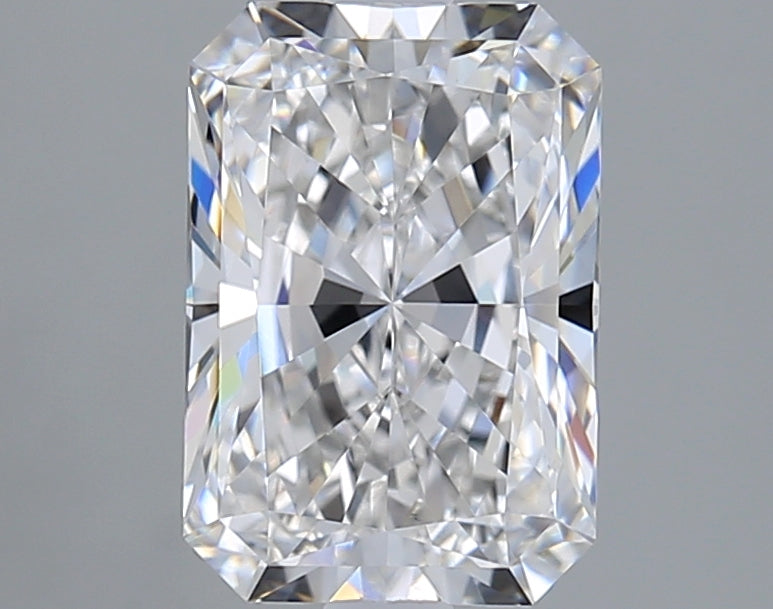 2.52 Carat Radiant Lab Diamond with  Cut Diamond in 14KT  view 1
