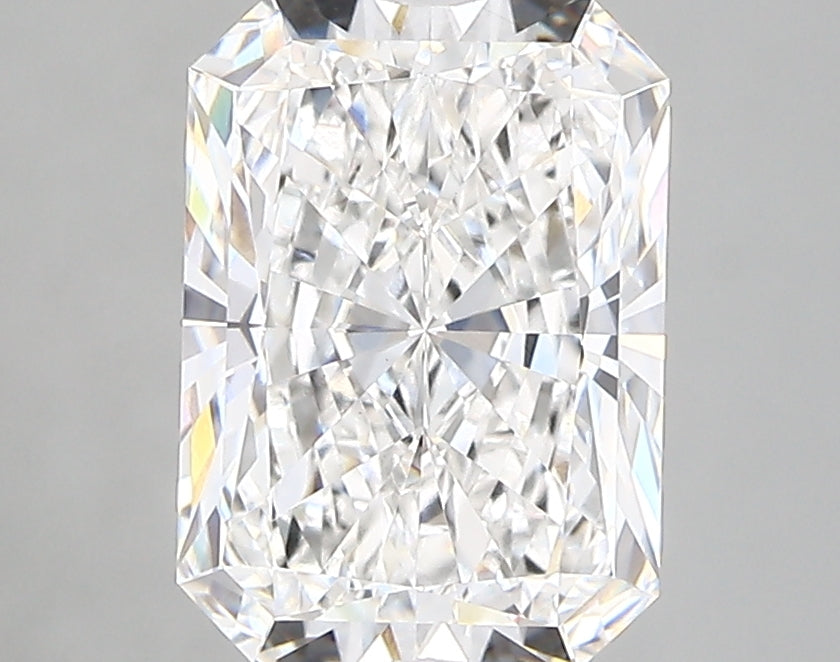 2.64 Carat Radiant Lab Diamond with  Cut Diamond in 14KT  view 1
