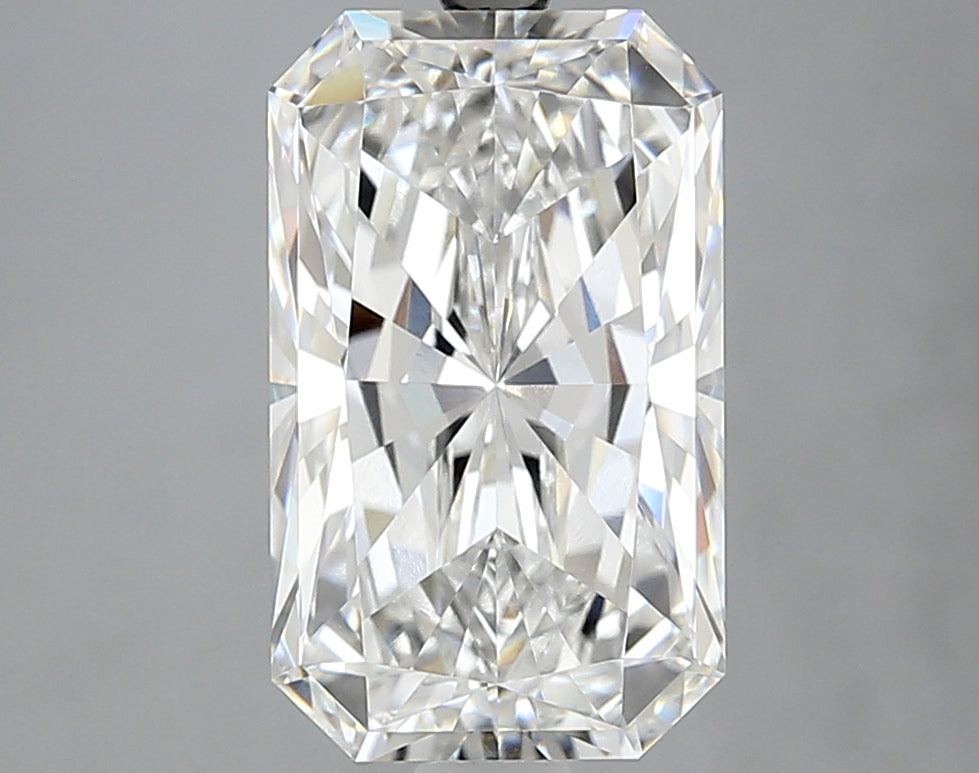 4.51 Carat Radiant Lab Diamond with  Cut Diamond in 14KT  view 1
