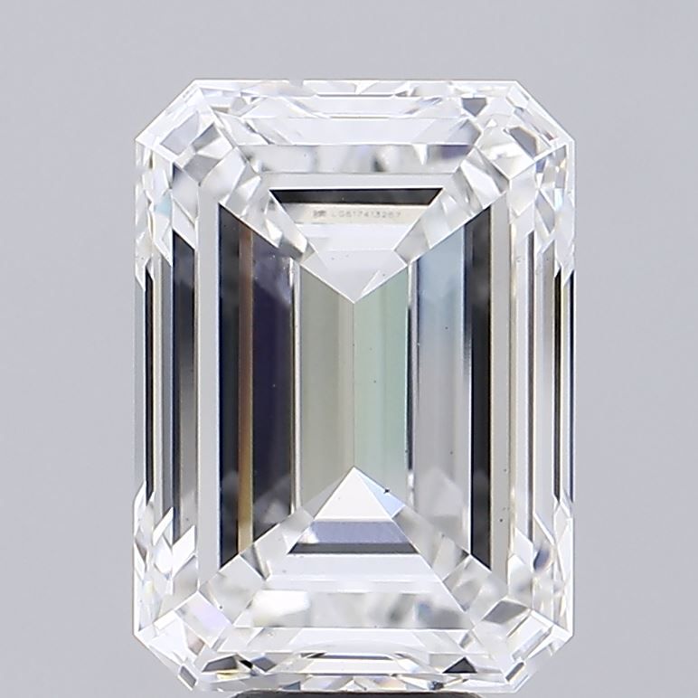 9.0 Carat Emerald Lab Diamond with  Cut Diamond in 14KT  view 1
