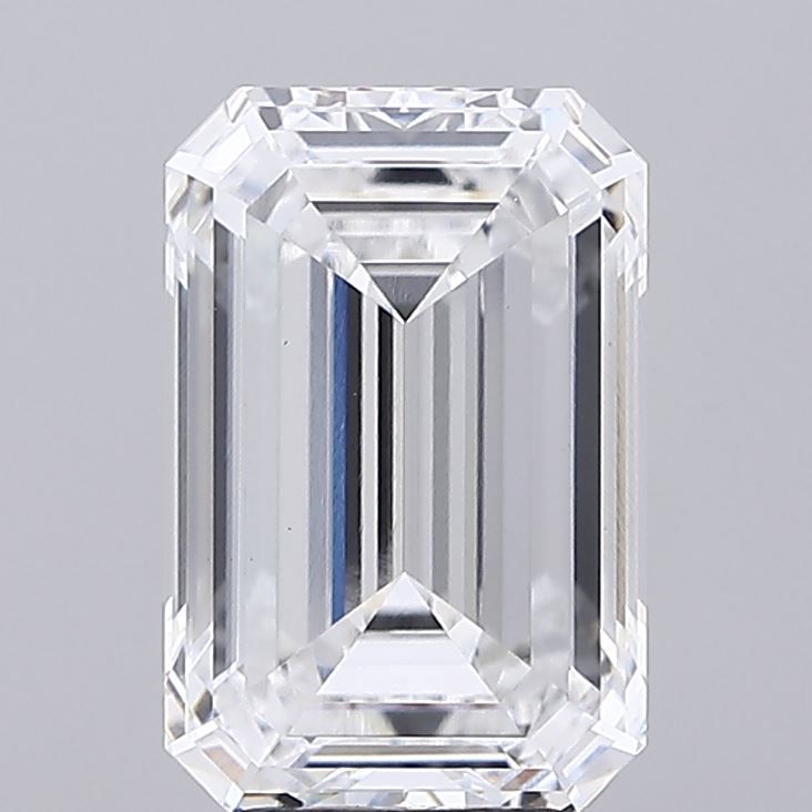 4.5 Carat Emerald Lab Diamond with  Cut Diamond in 14KT  view 1
