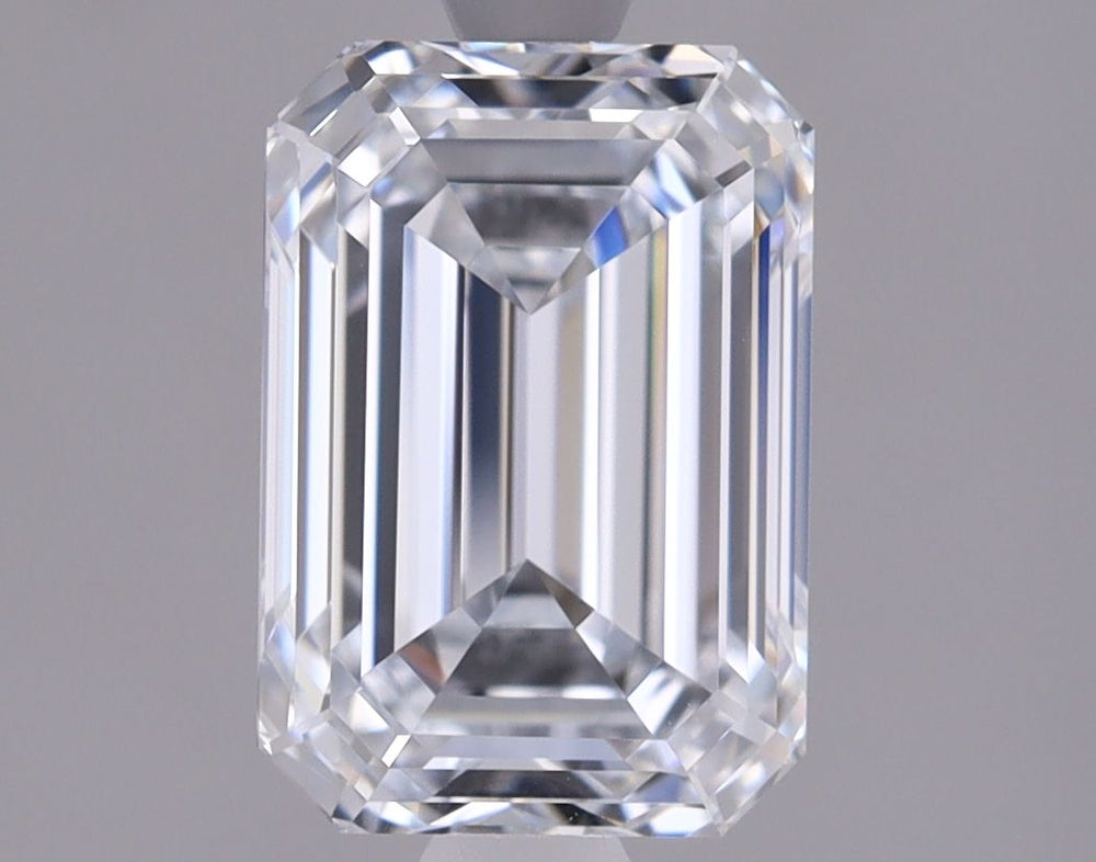 2.0 Carat Emerald Lab Diamond with  Cut Diamond in 14KT  view 1
