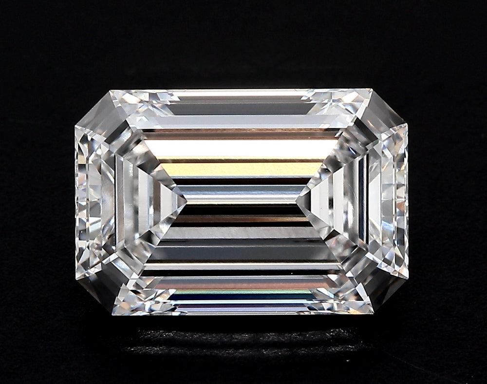 2.51 Carat Emerald Lab Diamond with  Cut Diamond in 14KT  view 1
