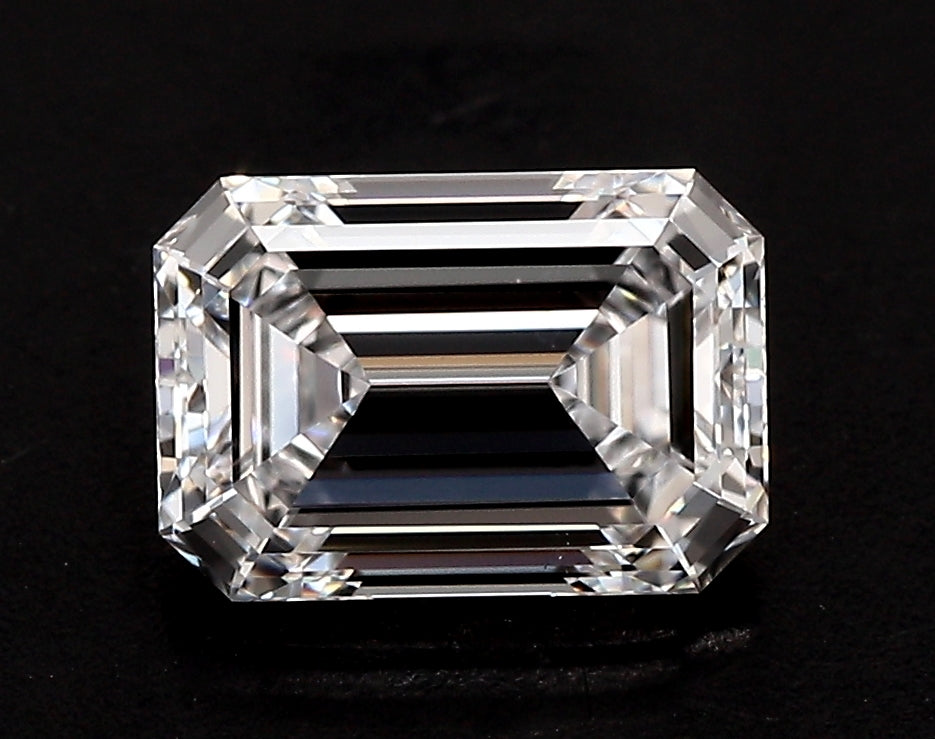 1.71 Carat Emerald Lab Diamond with  Cut Diamond in 14KT  view 1
