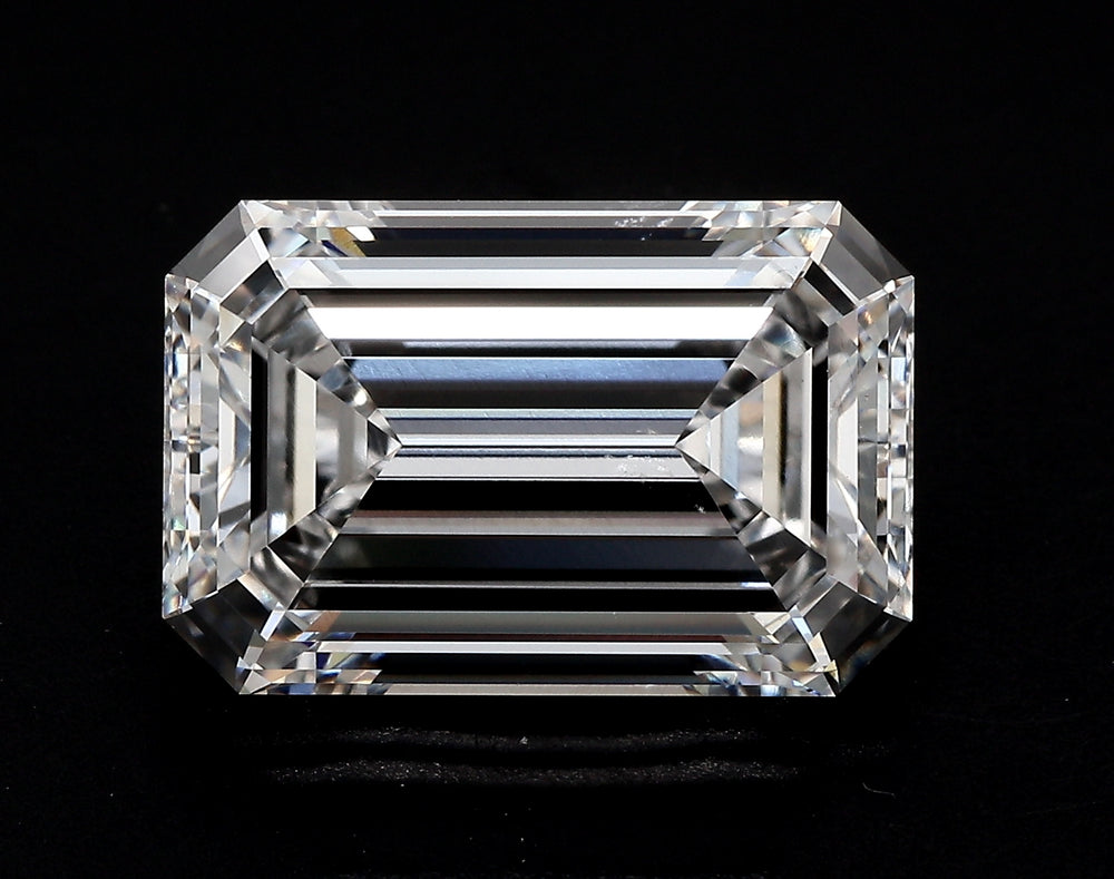 0.51 Carat Emerald Lab Diamond with  Cut Diamond in 14KT  view 1
