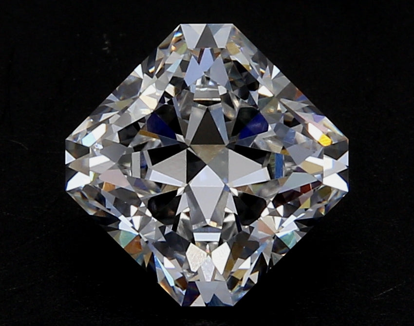 1.47 Carat Radiant Lab Diamond with  Cut Diamond in 14KT  view 1
