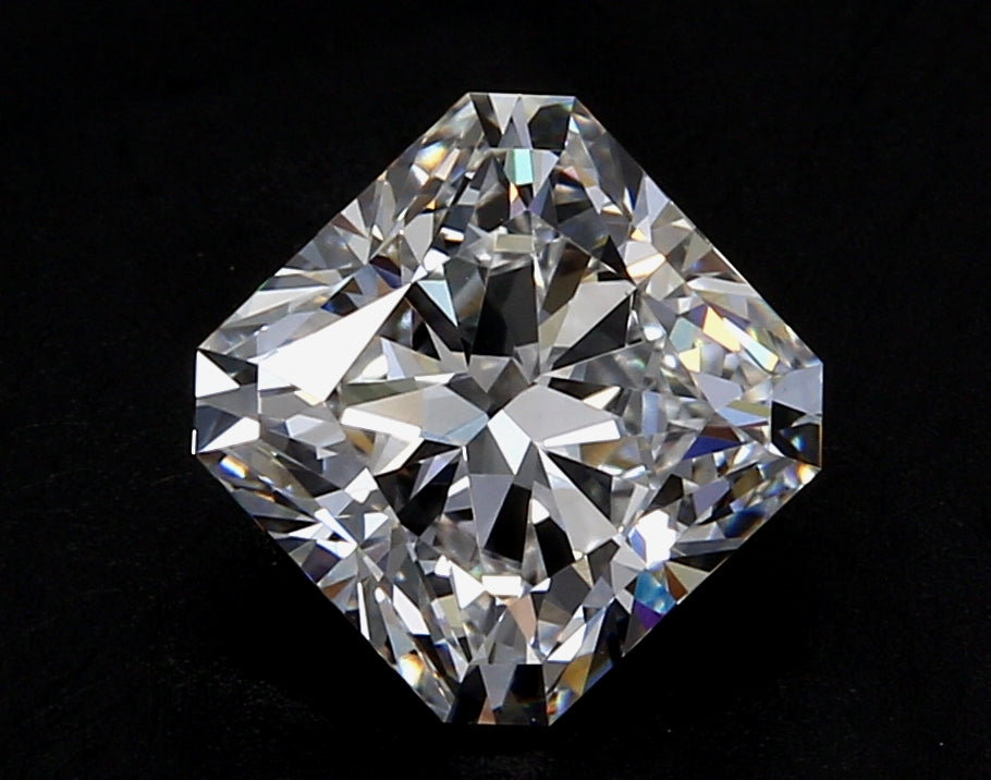 1.97 Carat Radiant Lab Diamond with  Cut Diamond in 14KT  view 1
