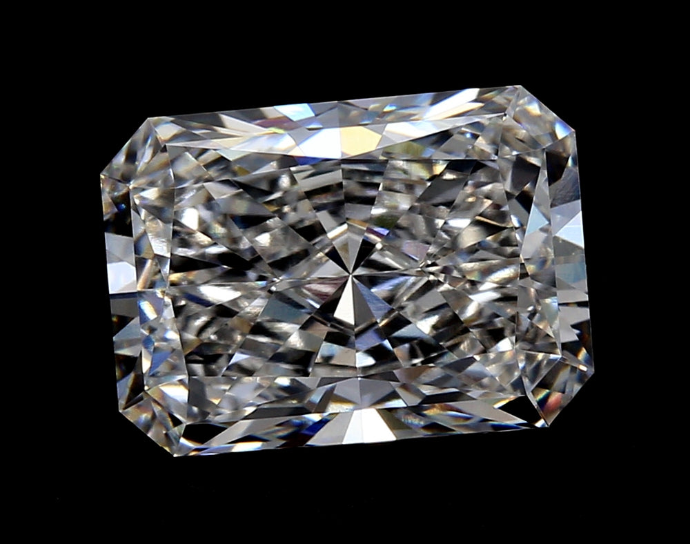 5.09 Carat Radiant Lab Diamond with  Cut Diamond in 14KT  view 1
